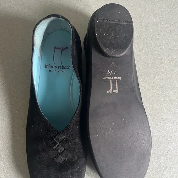 Thierry Rabotin‎ Lightweight Flats black suede size 38.5 (8) womens