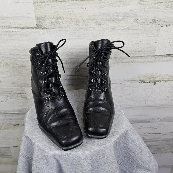 Timberland Hill Leather Square Toe Boots Sz 7 Black Lace Up Wedge Heel Victorian
