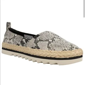 Timberland Women’s Barcelona Bay Snake Slip On Flats