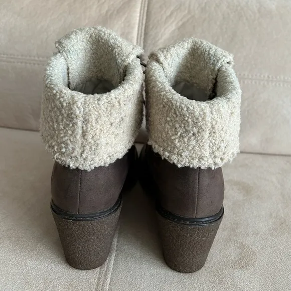 Timberland Women's Earthkeepers Comfy Stylish Boots, Sturdy Wedges