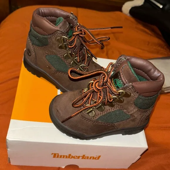 Timberlands Medium brown Nubuck Boots (KIDS, beef and broccoli’s)