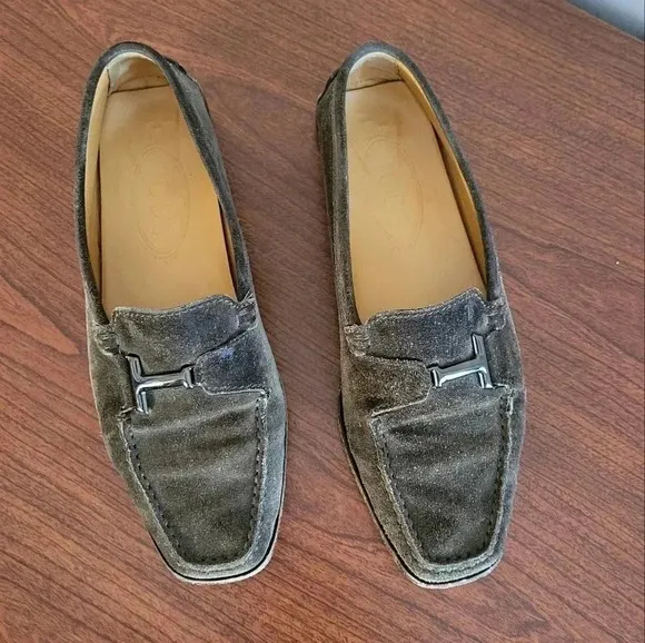 Tod’s Buckle Slip-On Suede Square Toe Drivers Loafers(7.5)