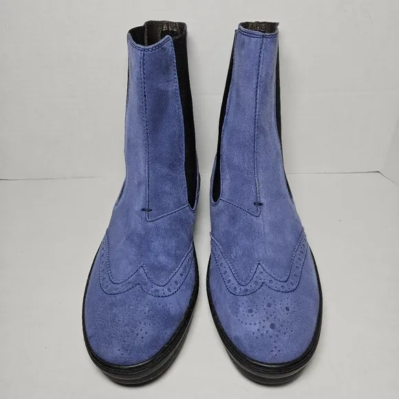 Tod's Chelsea Wingtip Women's Blue Suede Boots Ankle Driving Pull On