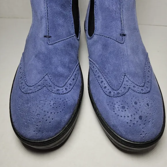Tod's Chelsea Wingtip Women's Blue Suede Boots Ankle Driving Pull On
