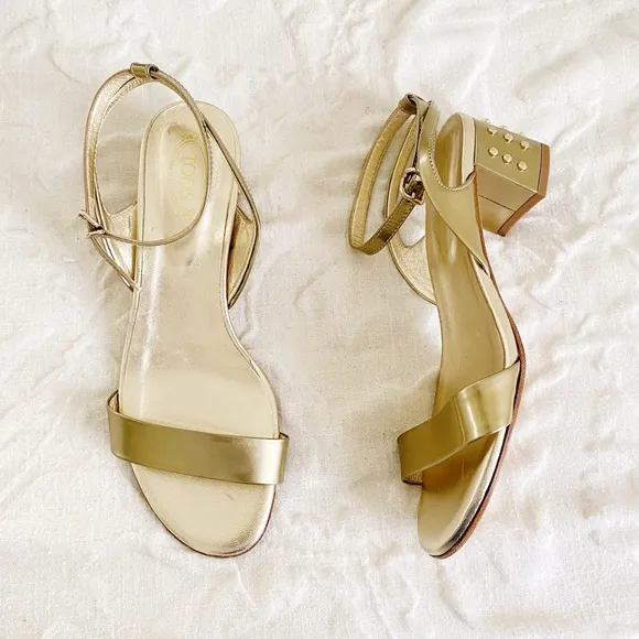Tod’s Gommini Mid Heel Sandal Size 7.5