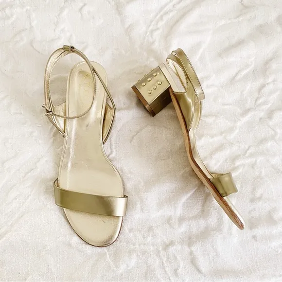 Tod’s Gommini Mid Heel Sandal Size 7.5