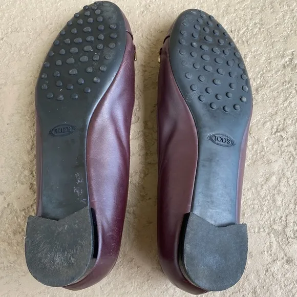 Tod's Leather Ballet Flats Burgundy 37.5/ 7.5 Elegant Slim Pale-gold Hardware
