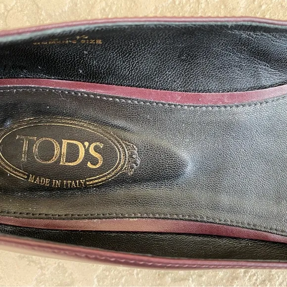 Tod's Leather Ballet Flats Burgundy 37.5/ 7.5 Elegant Slim Pale-gold Hardware
