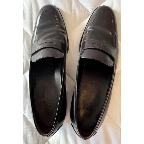 TOD'S Leather Block Heel Loafers Size 8.5 (preppy tradwife office career)