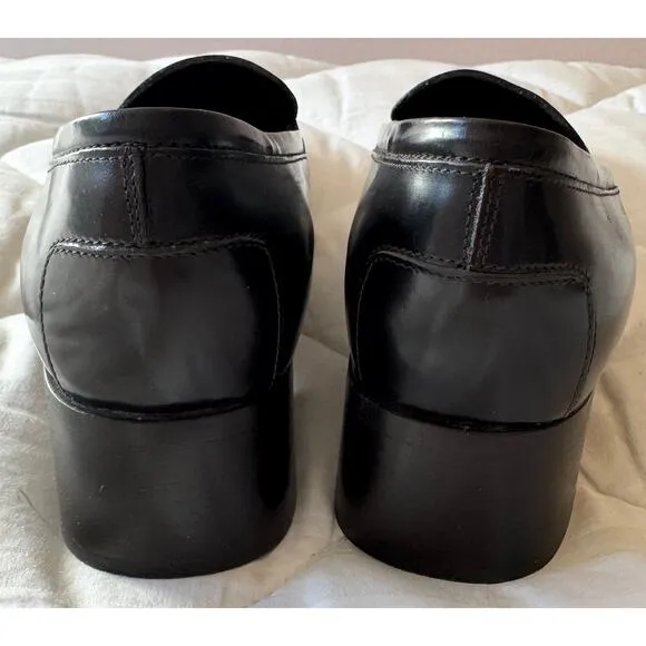 TOD'S Leather Block Heel Loafers Size 8.5 (preppy tradwife office career)