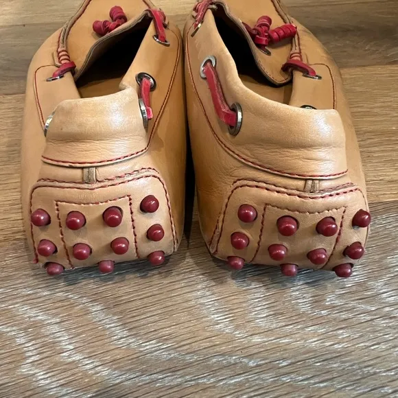 Tod’s Leather Loafers Size 38 1/2 US 8 1/2.