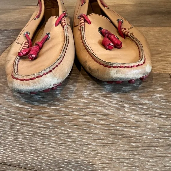 Tod’s Leather Loafers Size 38 1/2 US 8 1/2.