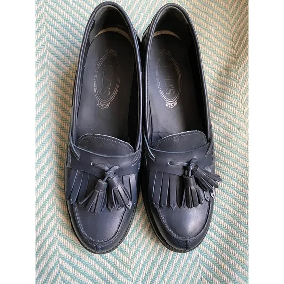 TOD’S Navy Blue Leather Tassel Fringe Loafers