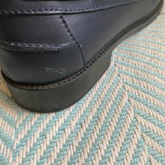TOD’S Navy Blue Leather Tassel Fringe Loafers