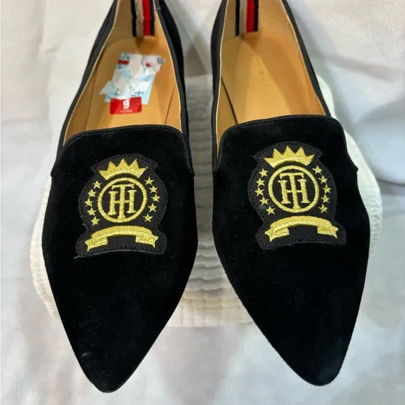 Tommy Hilfiger Women's Hansun2 Pointed Toe Loafers Size 9