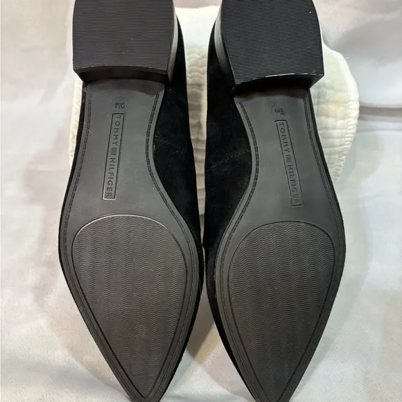 Tommy Hilfiger Women's Hansun2 Pointed Toe Loafers Size 9