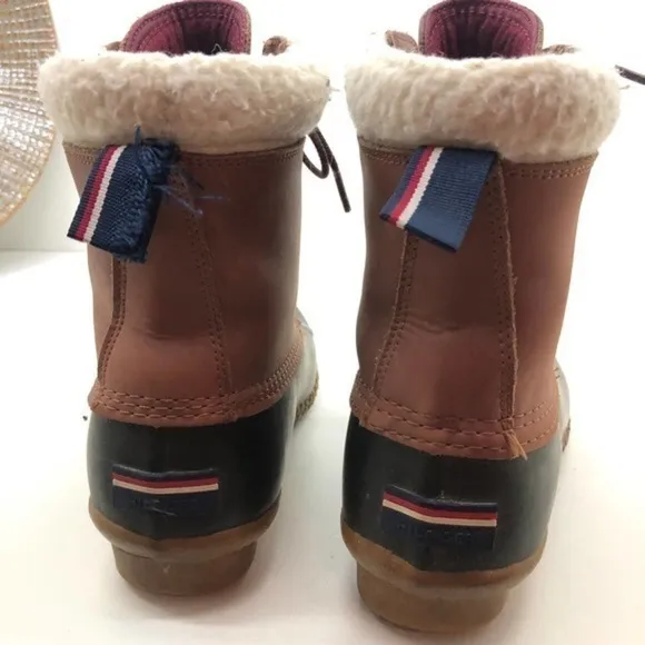 Tommy Hilfiger Women's Russel Rain duck Boot