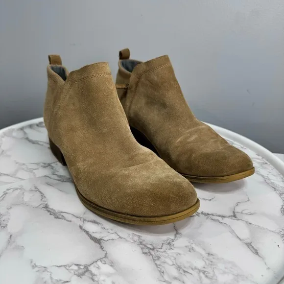 Toms Women’s Ankle Suede Boots sz 9.5 Block Heel Preowned #H865