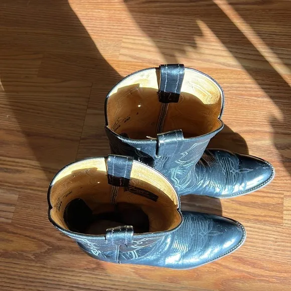 Tony Lama black leather Cowboy Western  boots pull on Vintage