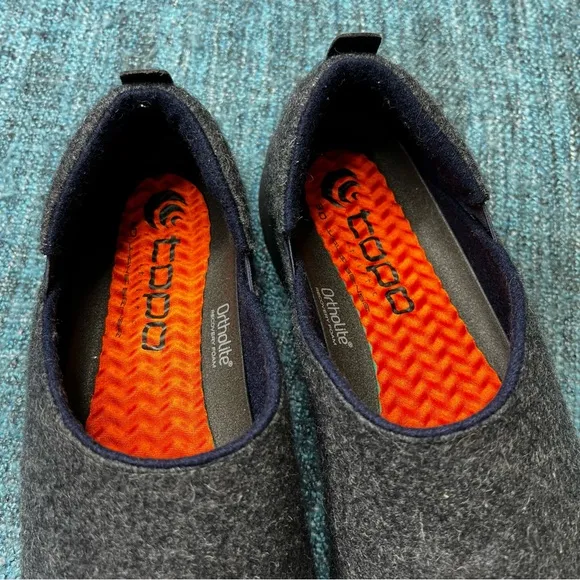 Topo Rekovr 2 Slip On Sneakers Wool Upper with Vibram Sole in Grey Navy Blue