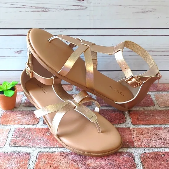 Torrid T-Strap Gladiator Sandal Women's 10WW Wide Rose Gold Summer Casual NWOT