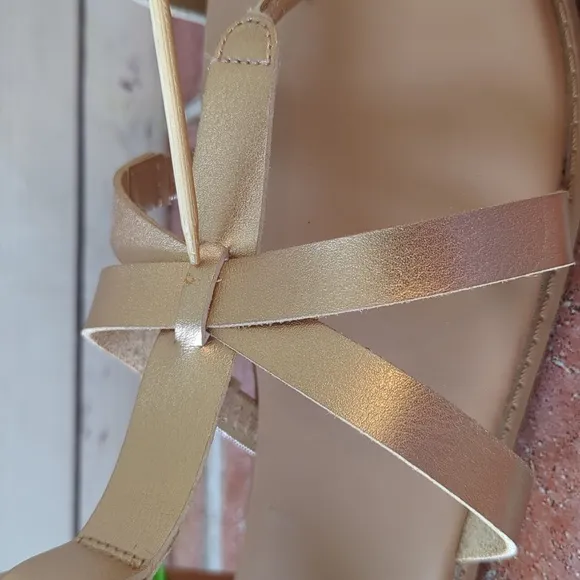 Torrid T-Strap Gladiator Sandal Women's 10WW Wide Rose Gold Summer Casual NWOT