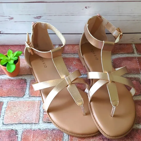 Torrid T-Strap Gladiator Sandal Women's 10WW Wide Rose Gold Summer Casual NWOT