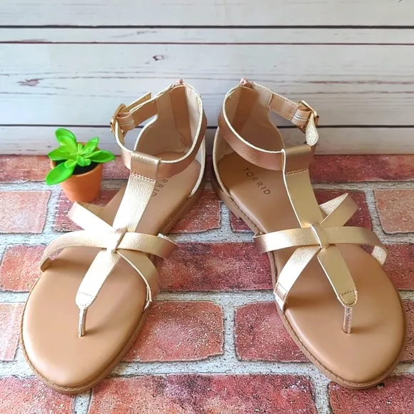 Torrid T-Strap Gladiator Sandal Women's 10WW Wide Rose Gold Summer Casual NWOT