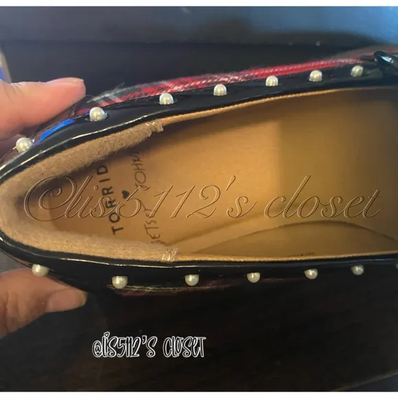 Torrid x Betsey Johnson Red Plaid Buckle Loafers 8WW 8 Wide Width — New!