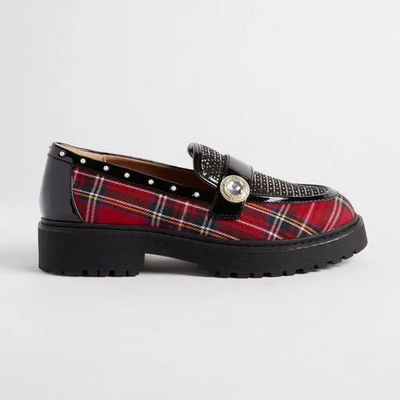 Torrid x Betsey Johnson Red Plaid Buckle Loafers 8WW 8 Wide Width — New!