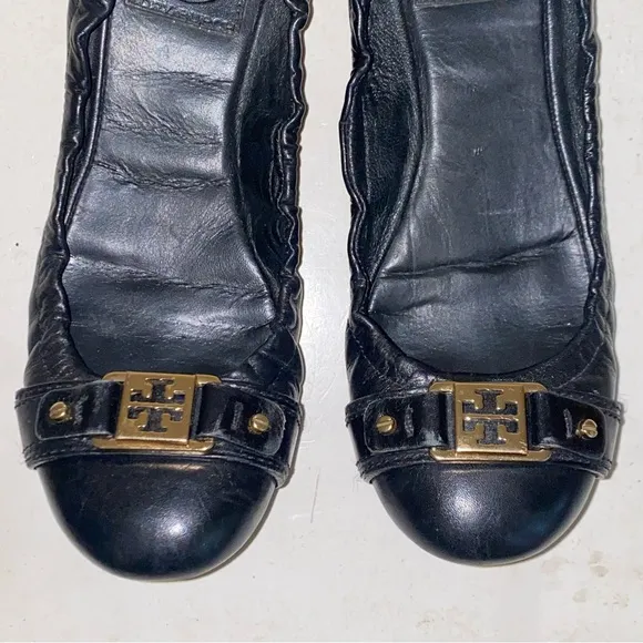 Tory Burch Ambrose Black Leather Gold Logo Slip On Ballet Flats