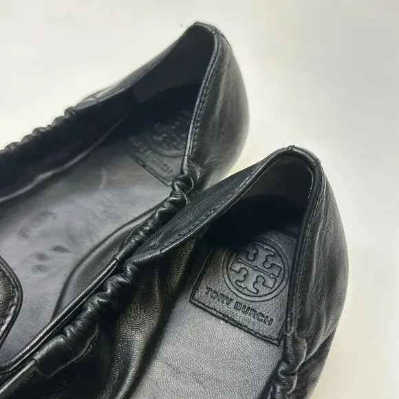 Tory Burch Ballet Flats Slip On Scrunch Back T Logo Leather Black Gold Size 7