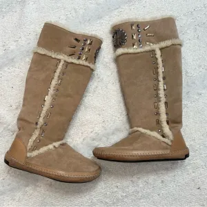 Tory Burch Boots Beige Suede and Sherling Rhinestone Moccasin Pull On Boots 8
