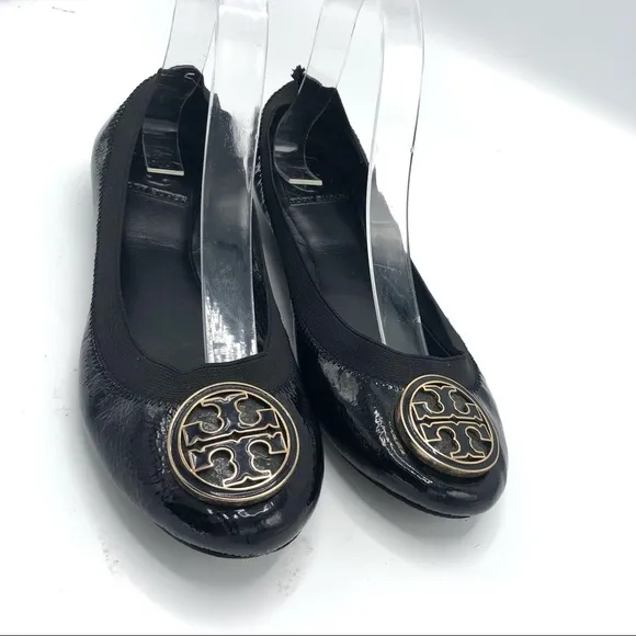 TORY BURCH Caroline Ballet Flats Black Leather Patent Slip On Medallion 8.5 Logo