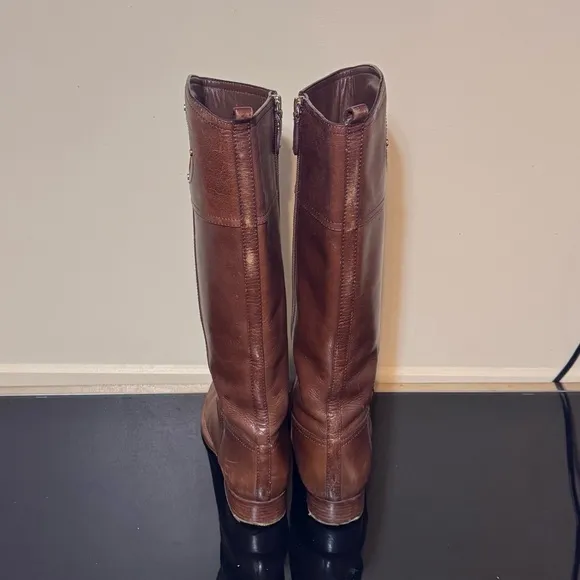 Tory Burch Classic Kiernan Almond Brown Leather Women’s Riding Boots Sz 6.5 M