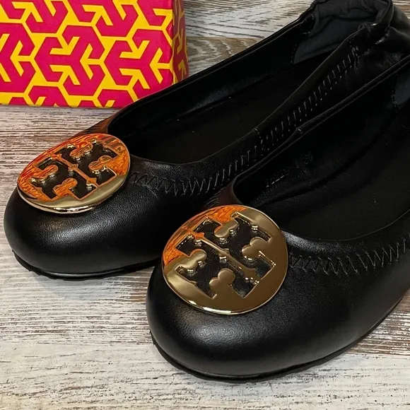 TORY BURCH Flats Womens Size 6 Shoes Slip On Black Leather New in Box