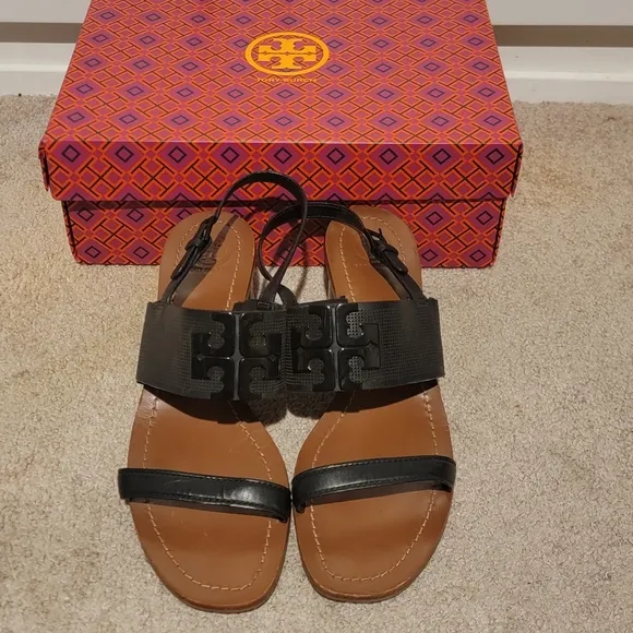 Tory Burch Lowell 2 Perforated Leather Heel Black Size 10.5