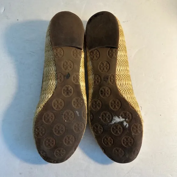 Tory Burch Reva Woven Raffia Ballet Flats Size 8M Brown Medallion Logo Preppy