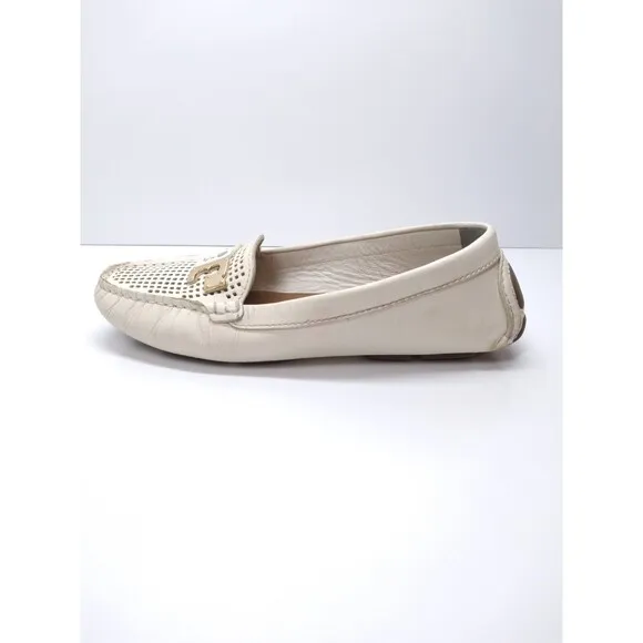 Tory Burch white leather flat loafers Size 5 driving moccasins logo