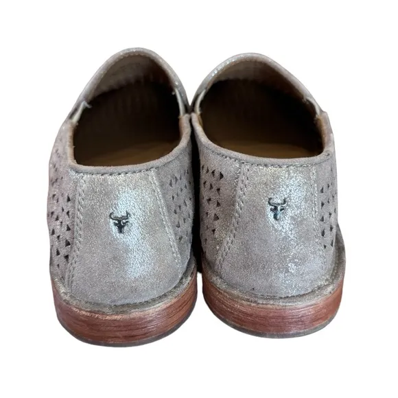 Trask ALI Perforated Platinum Metallic Suede Flats Loafers Shoes Women’s Size 8