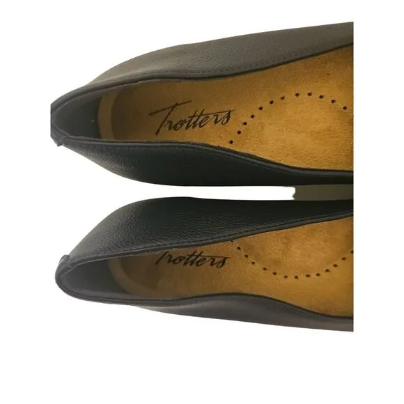 Trotters Sage Flats Women's Size 8‎ N Navy Blue