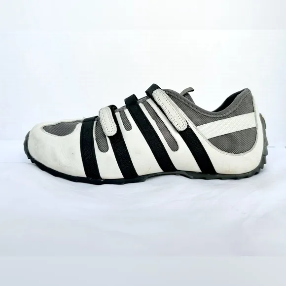 TSUBO white leather grey mesh black accents sneakers. Size US 10 EU 40.