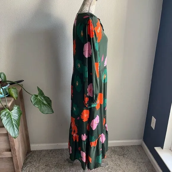 Tucker The Juliette Dress in Evergreen Poppies