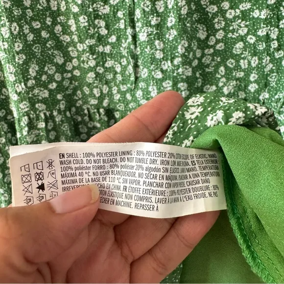 Tuckernuck Hyacinth House Green Ditsy Floral Mila Midi Dress Size XS Boho Ruffle