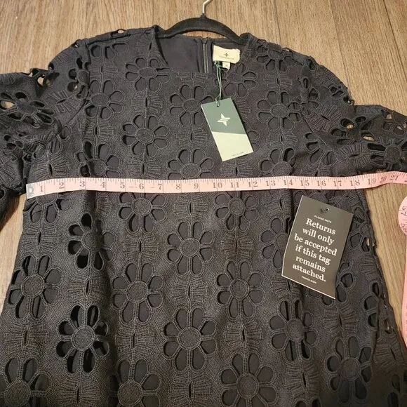 Tuckernuck Noir Eyelet Hutton Dress NWT Black Med