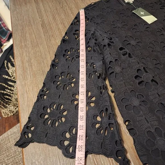 Tuckernuck Noir Eyelet Hutton Dress NWT Black Med