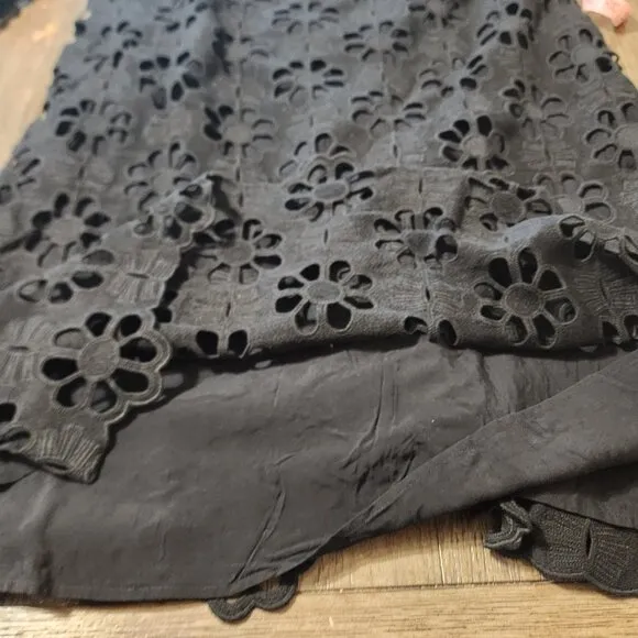 Tuckernuck Noir Eyelet Hutton Dress NWT Black Med
