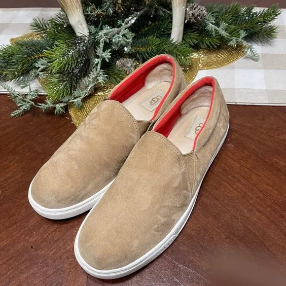 UGG &quot;KITLYN&quot; SLIP ON SNEAKER FLATS BROWN SUEDE 11 congac brown causal 1015042