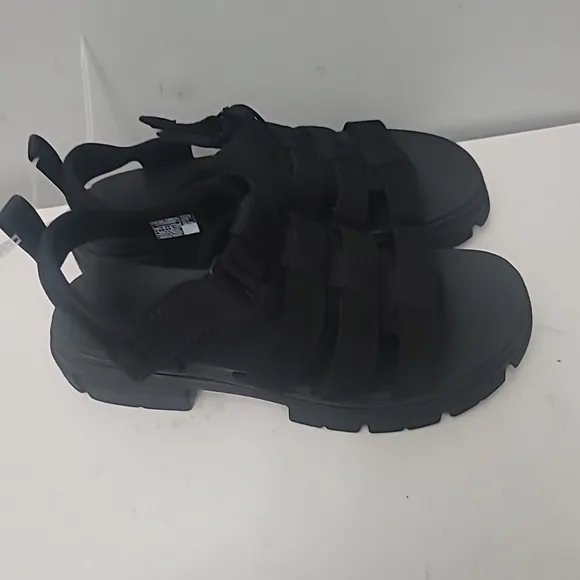Ugg Ashton Multi strap Sandals