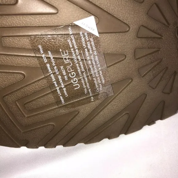 Ugg Chukka Boots new